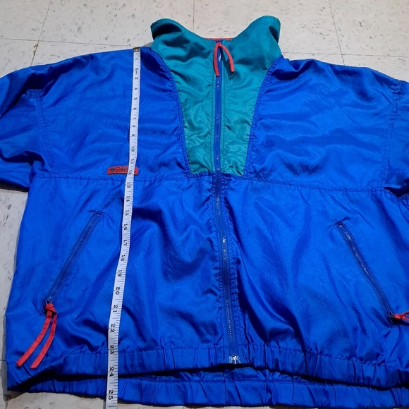 Columbia | Vintage Colorblock Windbreaker Jacket - Blue, Green, Red - Picture 7 of 8